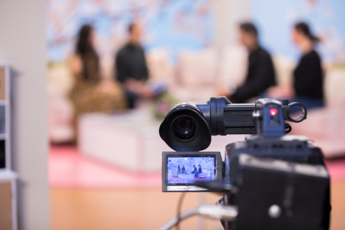 Cooking the Books, Moving the Goalposts: Why Americans Are No Longer Buying the Media’s Spin Image