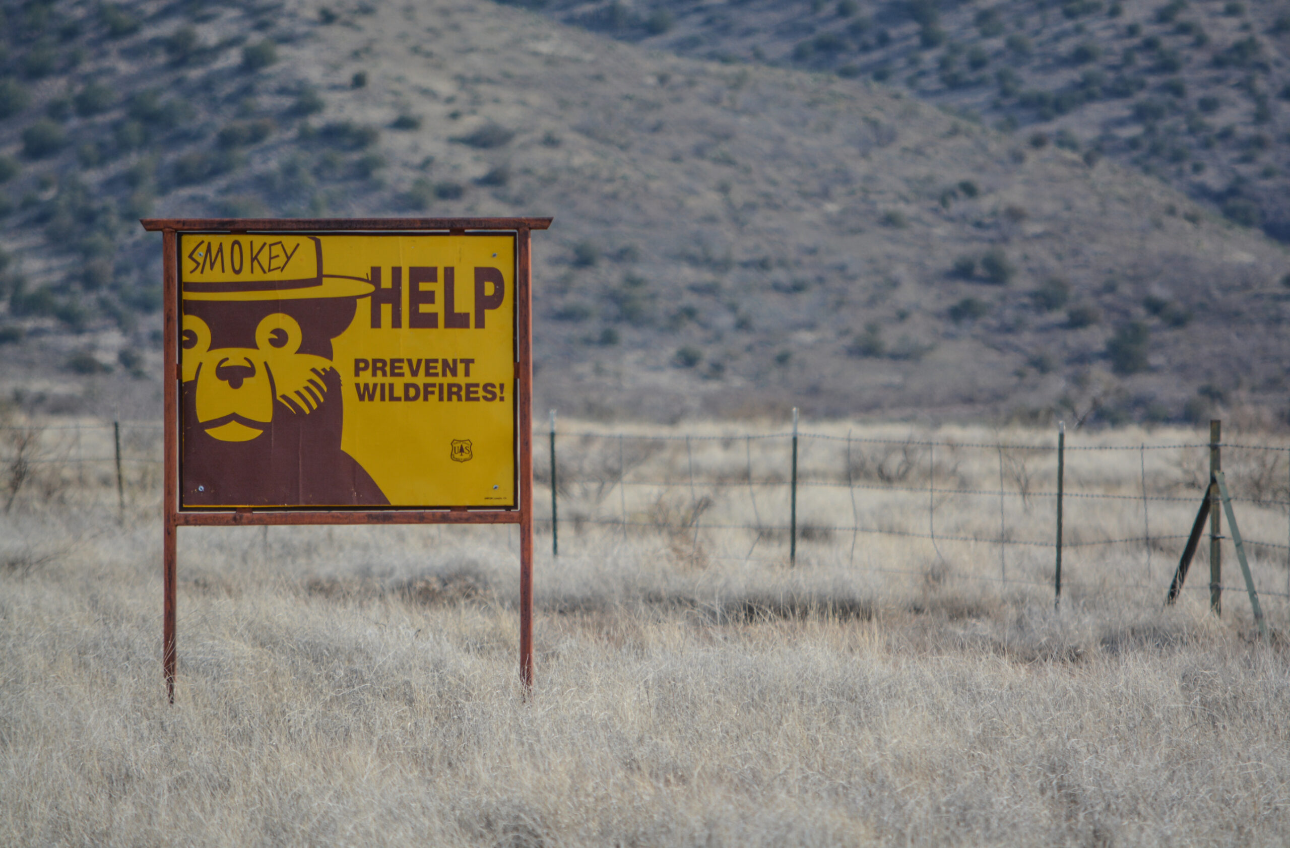 Arizona’s Wildfire Policy Under Fire: Local Crews Shut Out, Costs Skyrocket