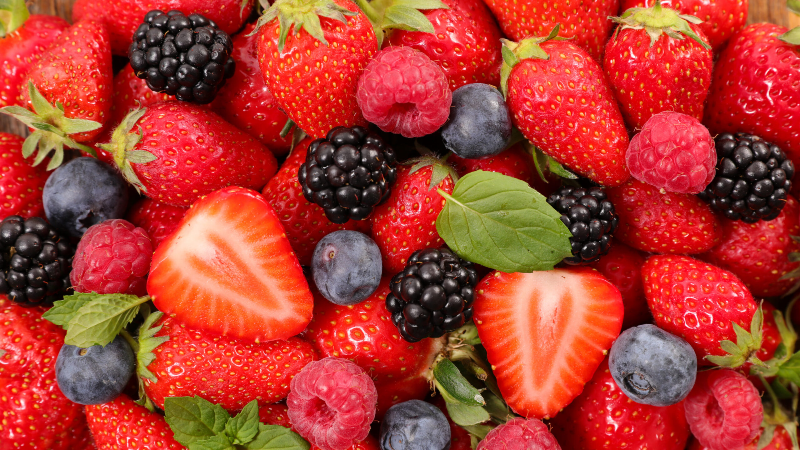 Sweet, Simple, and Healthy: Summer Desserts That Beat the Heat Image