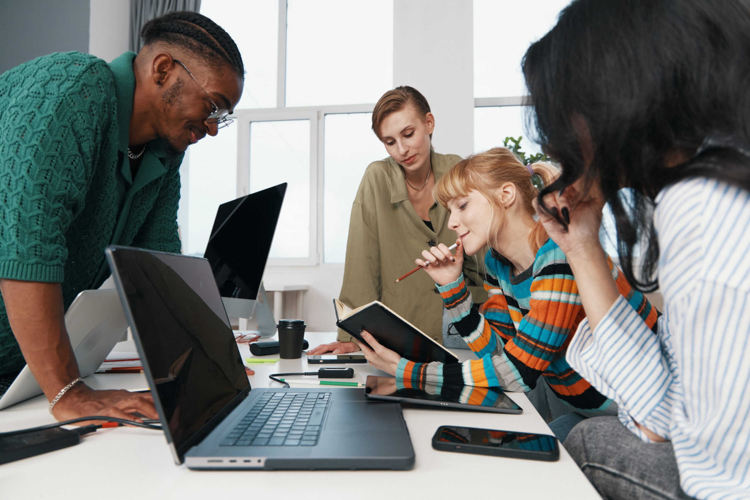 Study Finds Gen Z Workers Crave the Office to Combat Loneliness